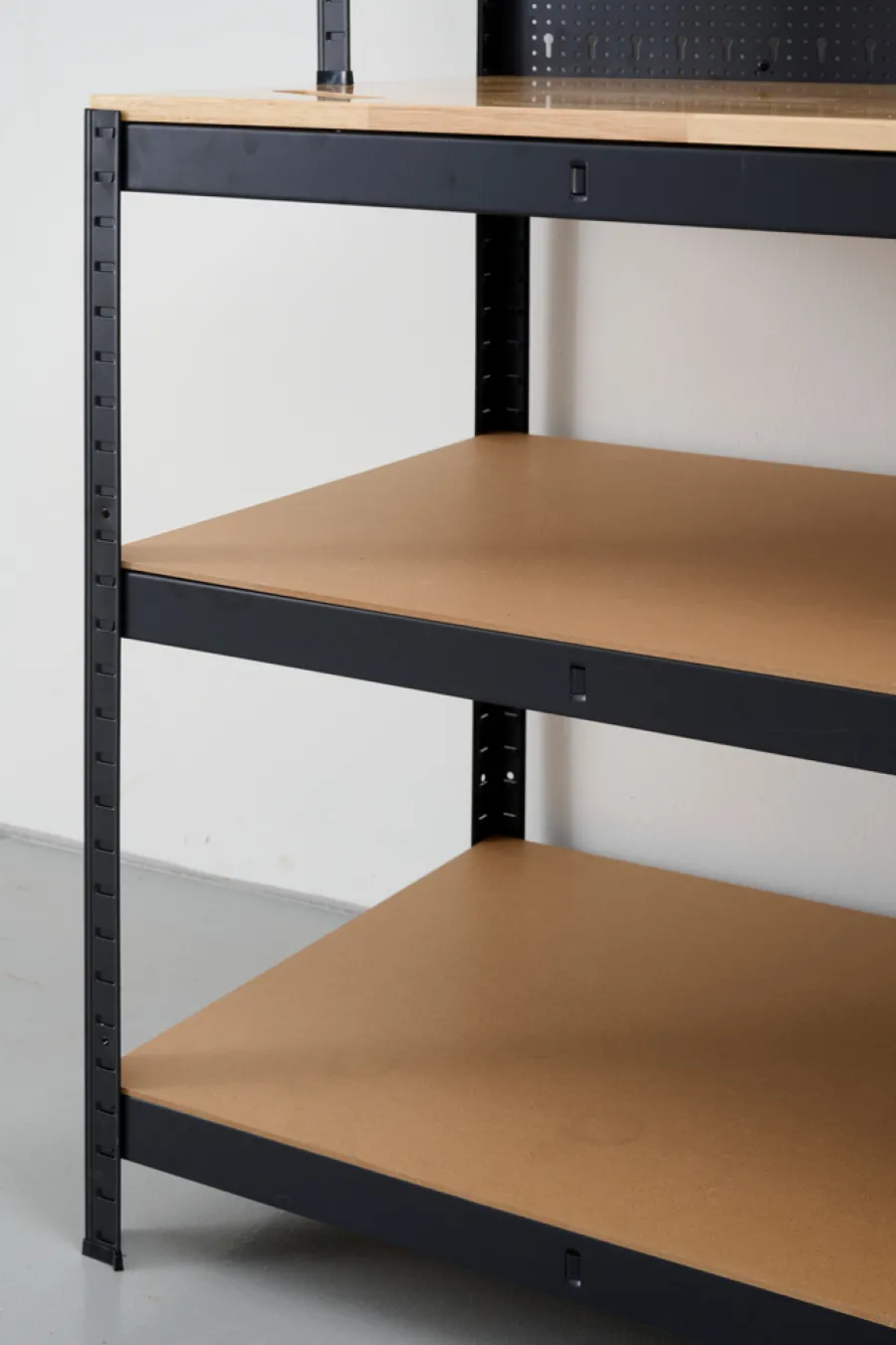 Arbeidsbord & Reoler^ Arbeidsbord m/vegg og hyller 180x120x60 cm
