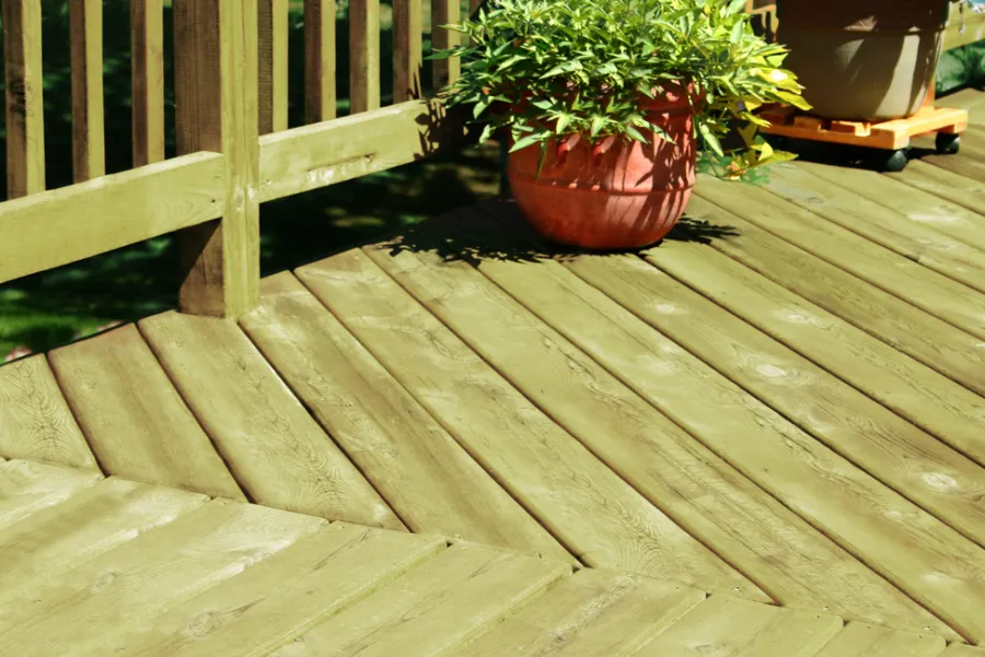 Terrassebord^Moelven Furu terrassebord 21x95 mm