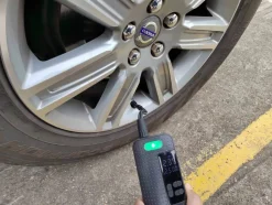 Kompressor|Biltilbehør^Autozone Kompressor akku 2000 mAh -